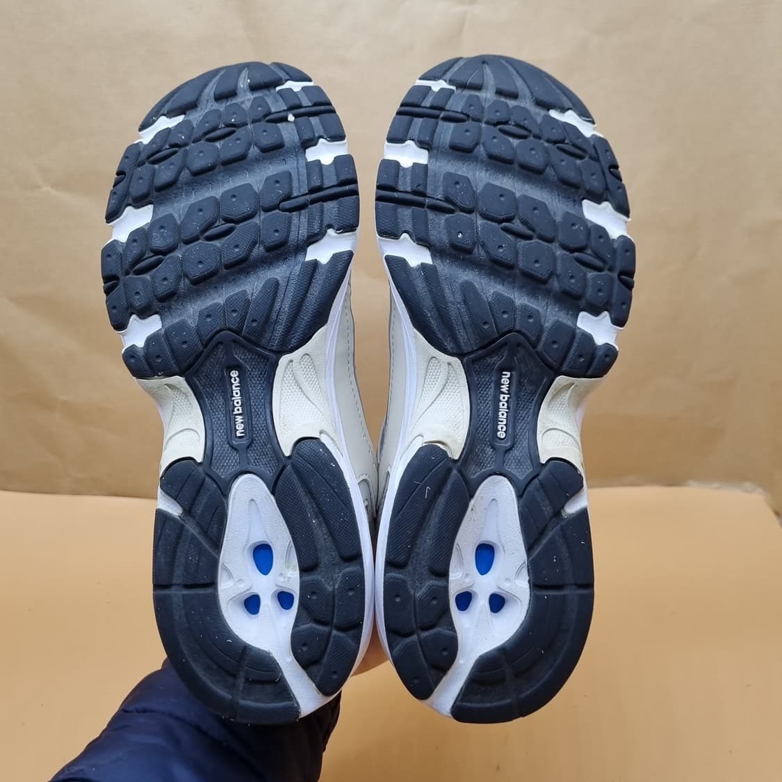 뉴발란스 530 베이지 여성운동화240  상품이미지3