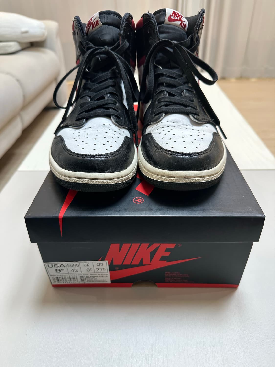 275 조던1 하이 짐레드 피고래 상품이미지3