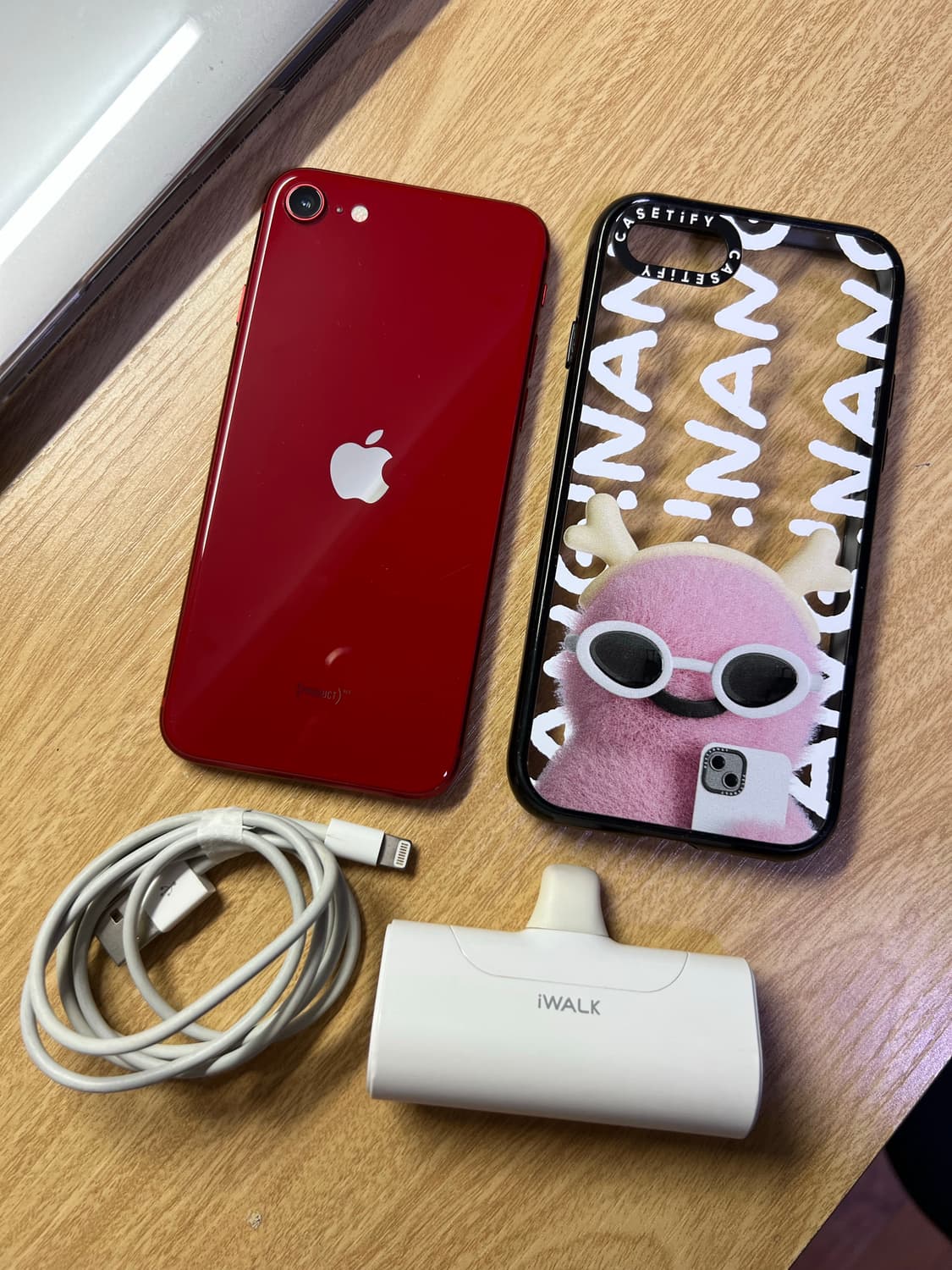 새거급 아이폰SE3 레드 256GB 상품이미지1