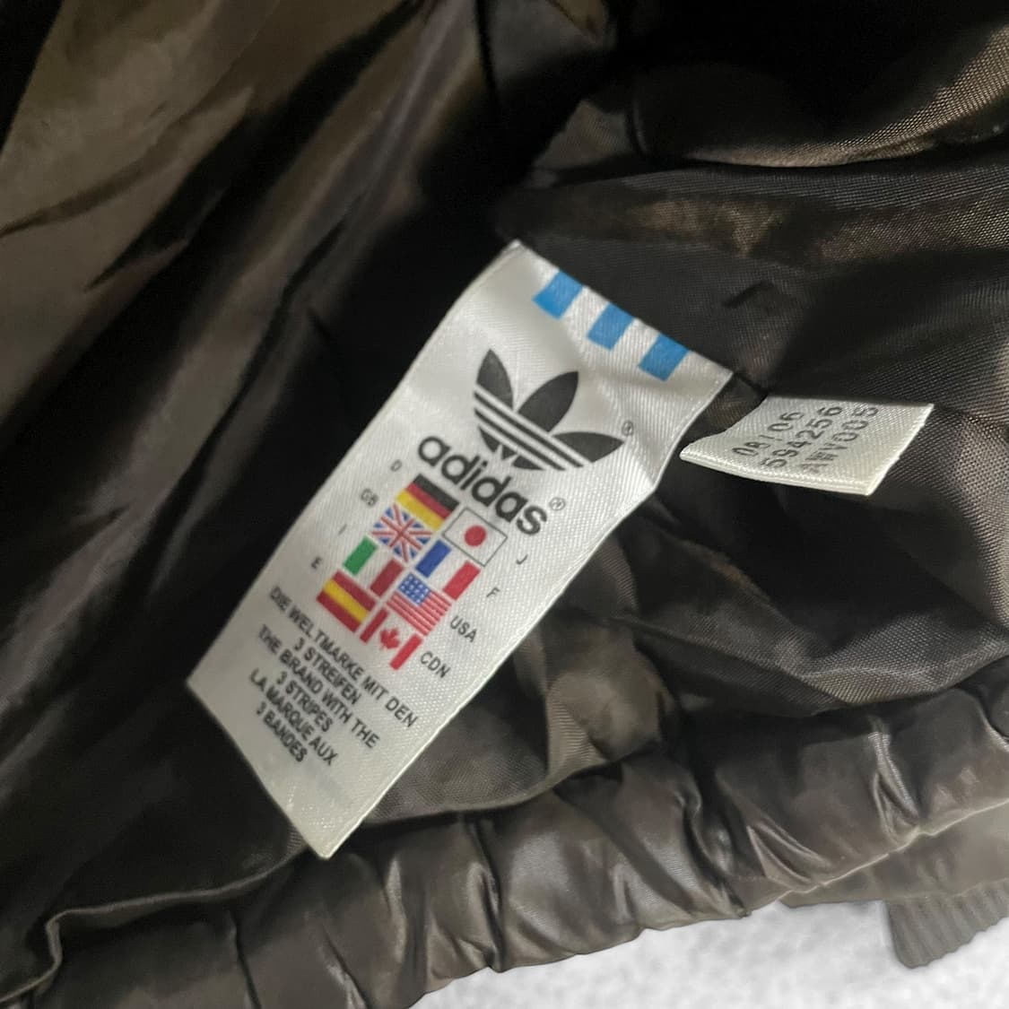 아디다스 y2k 스포티 퀄티드 경량 패딩 자켓 브라운 상품이미지4