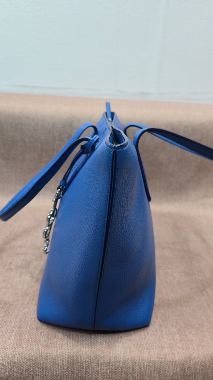 토즈 정품 - 조이 미디움 쇼퍼백 레더 지퍼 오픈 숄더백 상품이미지6