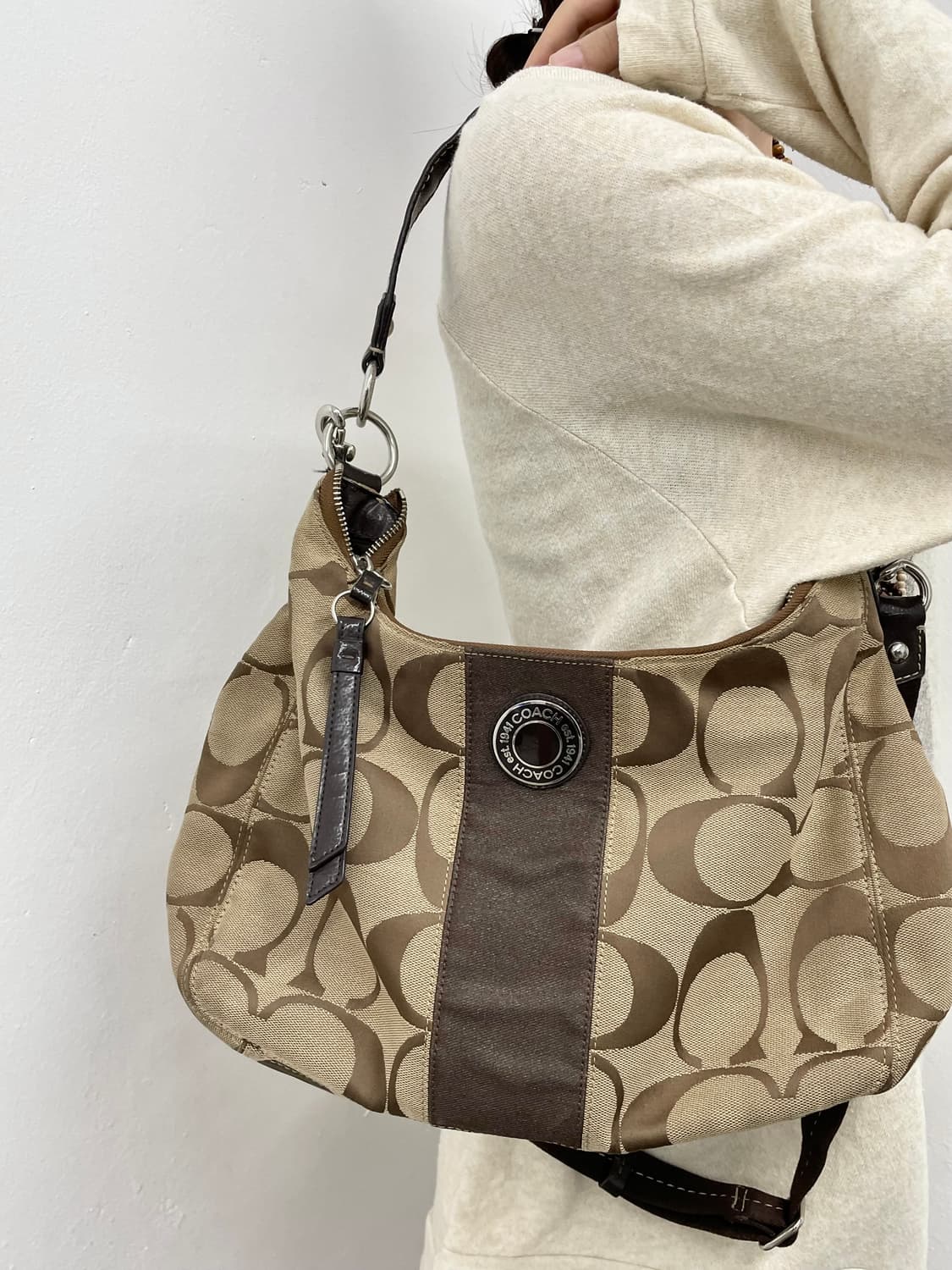 코치 자카드 호보백 상품이미지3