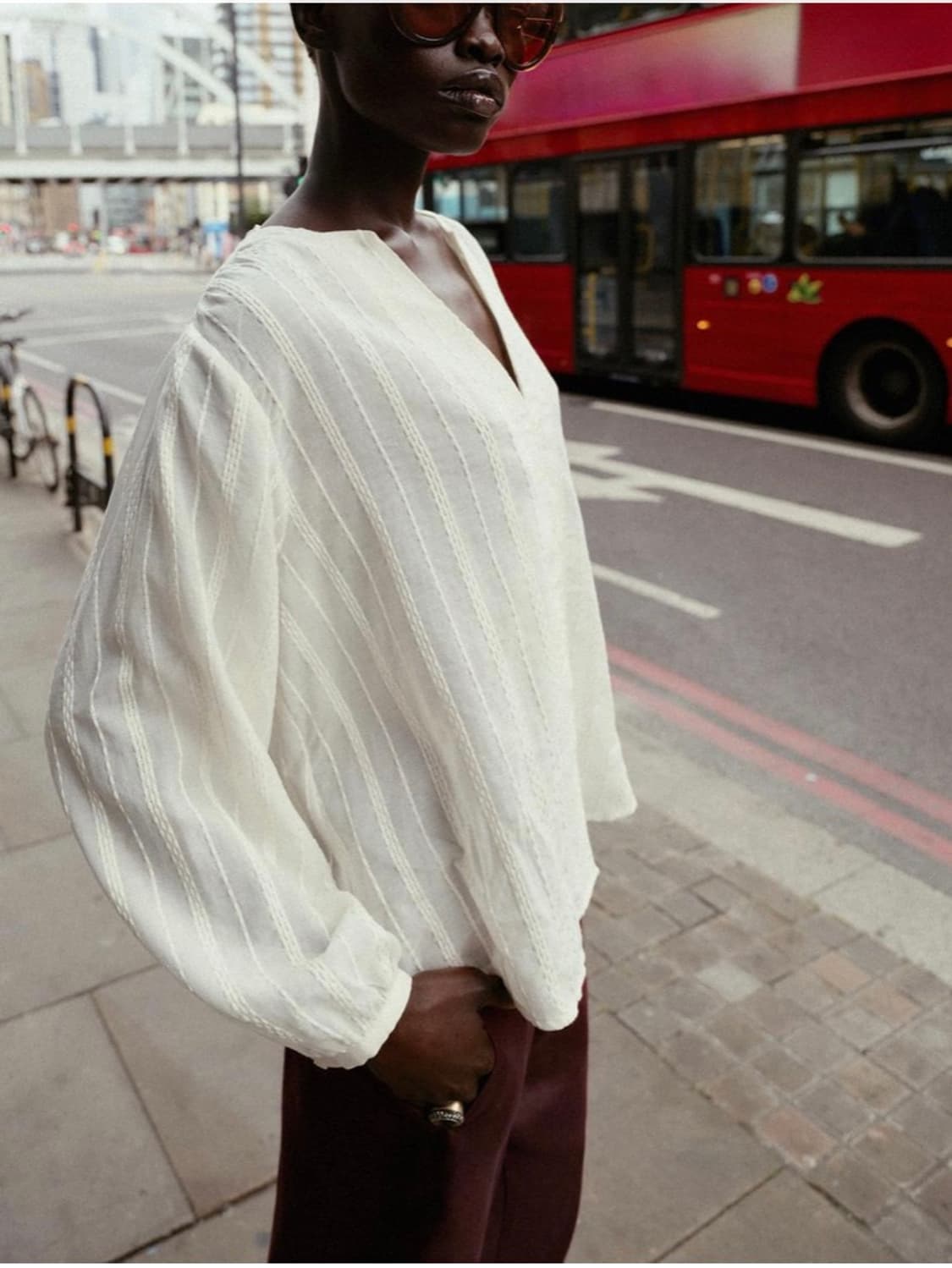 자라 코튼 자수 블라우스 상품이미지2