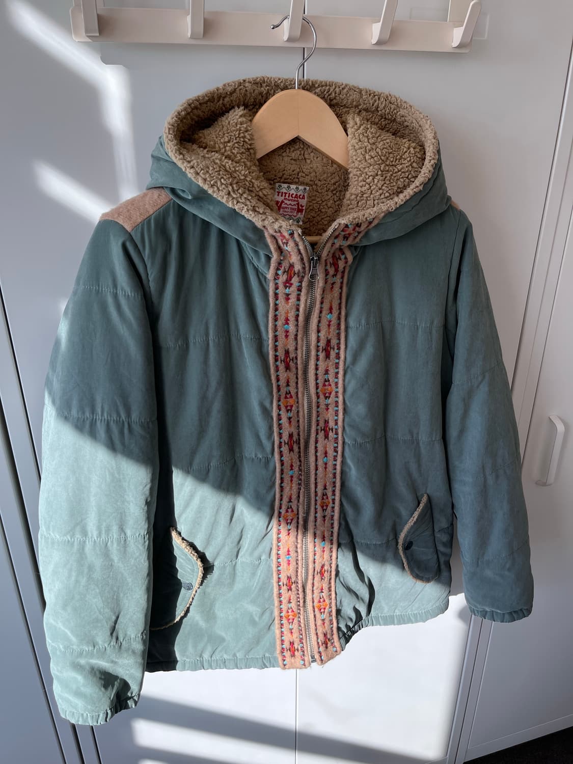 티티카카 하구미 패턴 양털 민트 패딩 상품이미지6