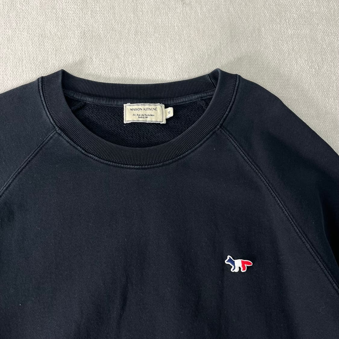 105 메종키츠네 트리컬러 폭스패치 맨투맨 상품이미지2