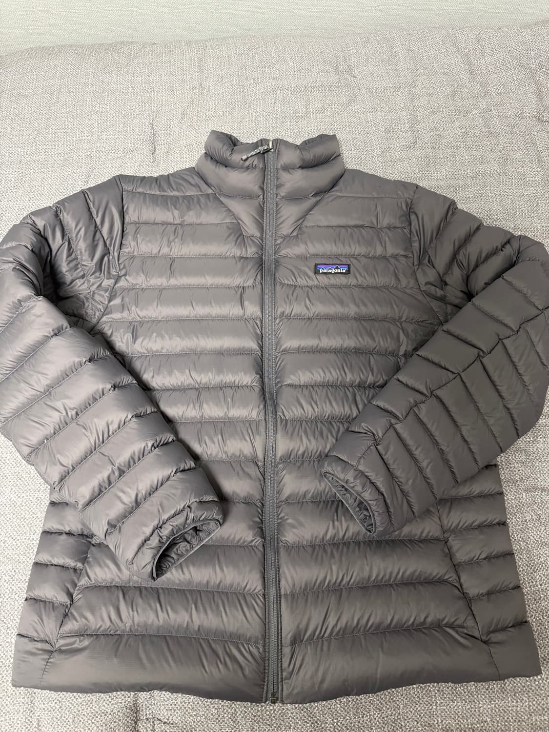 [L] 파타고니아 다운 스웨터 포지 그레이 상품이미지1