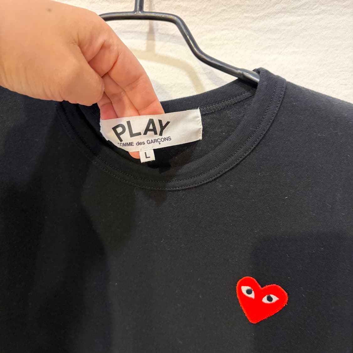 꼼데가르송 검정 레드와펜 반팔 티셔츠 상품이미지3