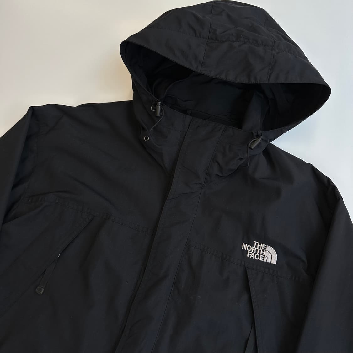 노스페이스 블랙 포켓 마운틴 윈드브레이커 상품이미지3