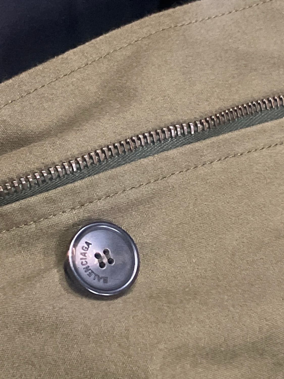 [44]발렌시아가 더블 레이어 플리스자켓 판매합니다 상품이미지3