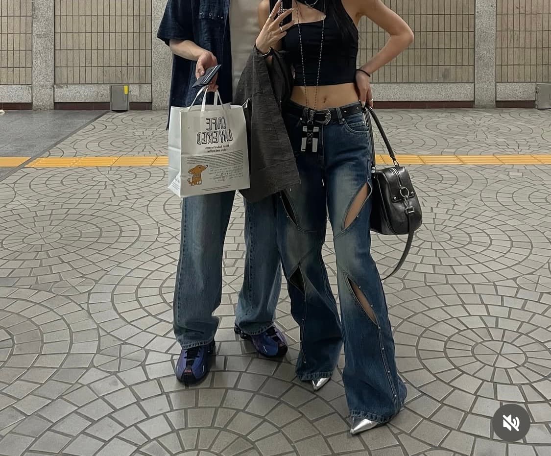 [인플루언서 보배님 착용] [원가_198,000원] 딜레탕티즘 데님 팬츠 상품이미지2