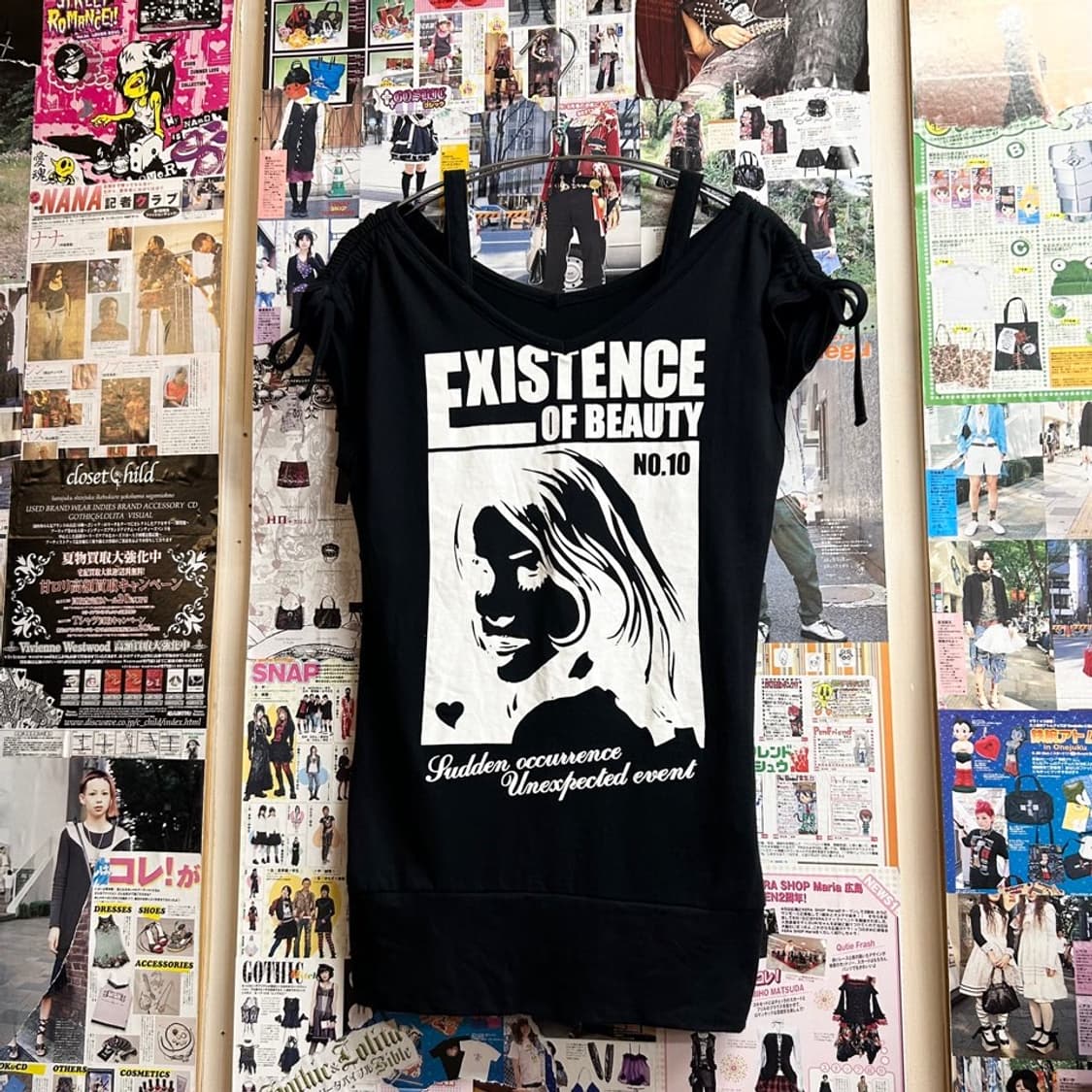 JPN Y2K 걸스 프린팅 오프숄더 슬림핏 반팔 상품이미지2