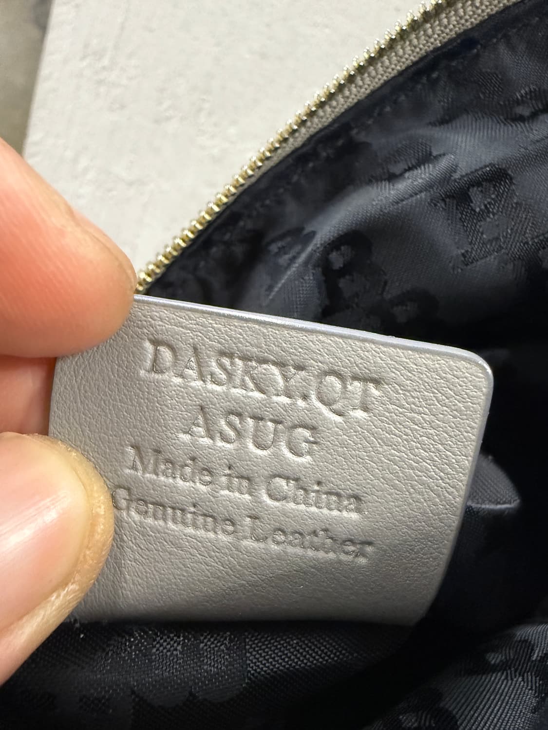 BALLY 정품 다스키로고 클러치백 상품이미지4