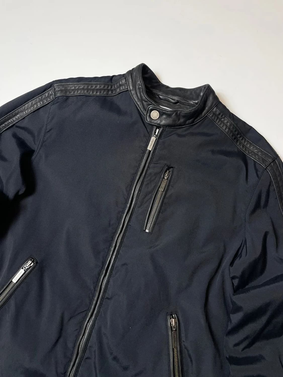 캘빈클라인 차이나넥 바이커 나일론 레더 자켓 PN9392 상품이미지1