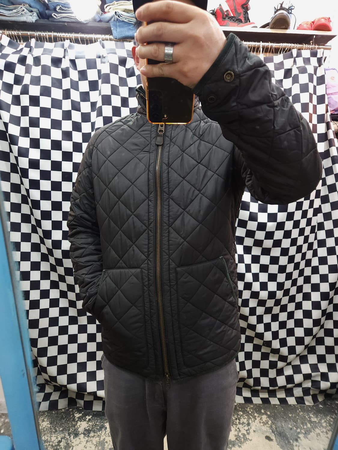 폴로 랄프로렌 블랙 다이아몬드 퀼팅 자켓

 상품이미지10