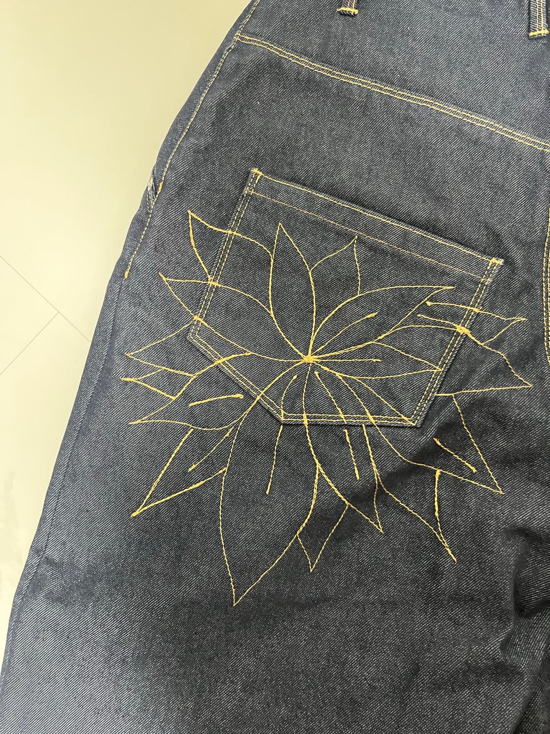 100개 한정 자수 핸드메이드 데님 상품이미지3