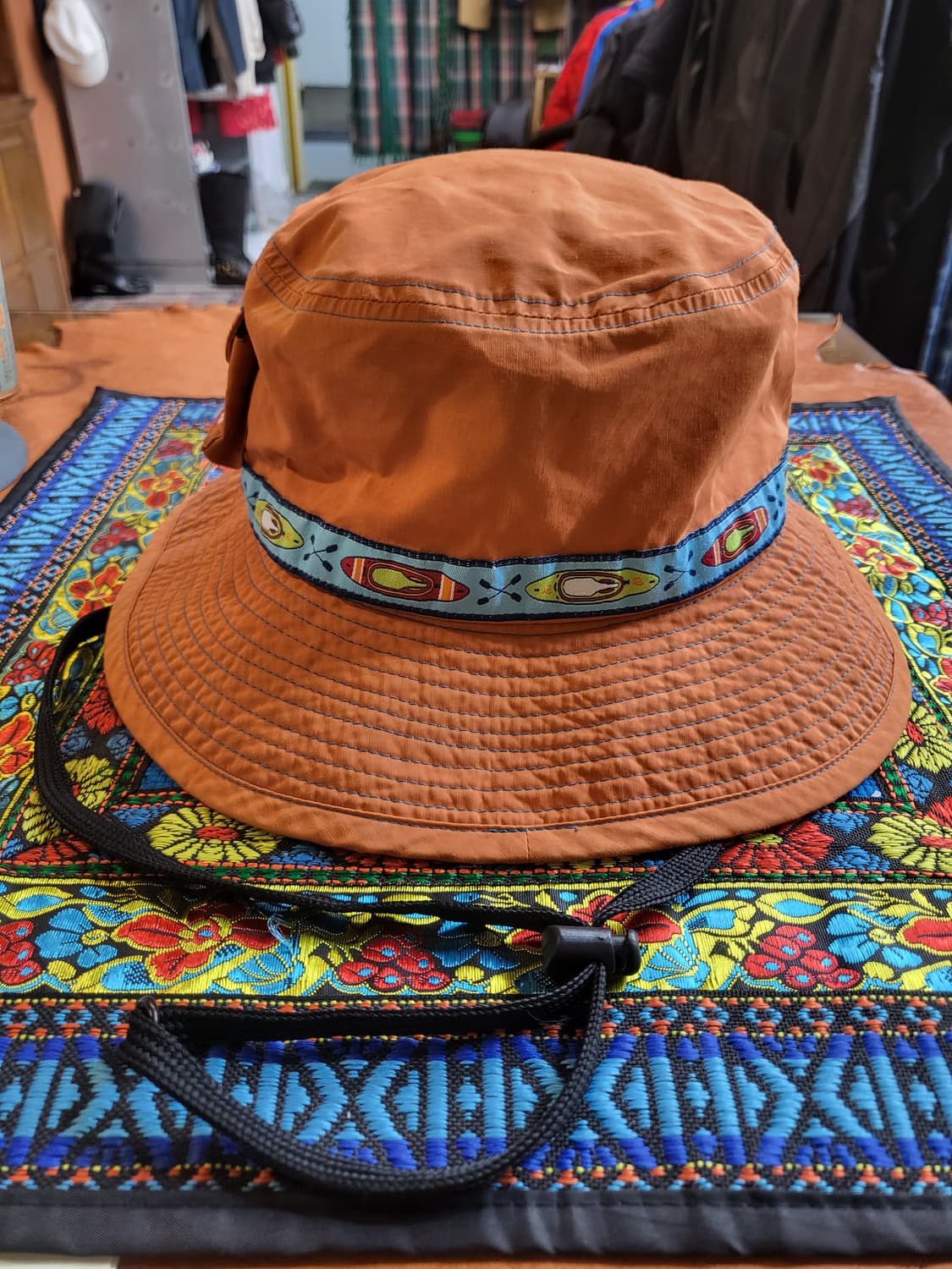 CHUMS 페스헷 상품이미지1