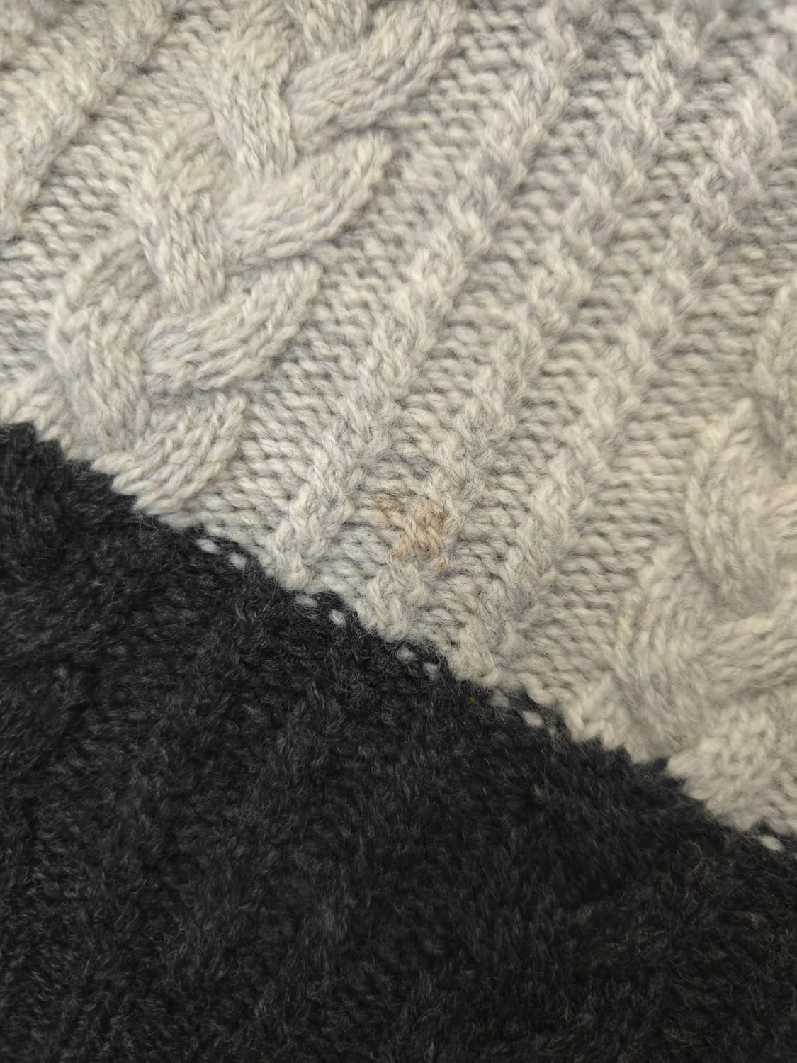 브룩스브라더스 케이블 니트 스웨터 그레이 상품이미지3