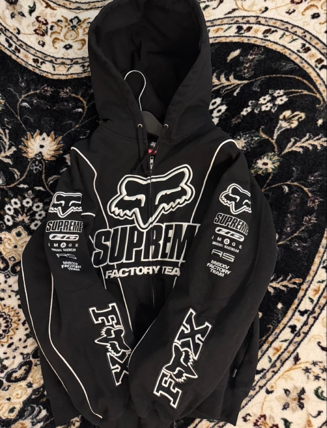 슈프림 x 폭스레이싱 후드집업 m 상품이미지1