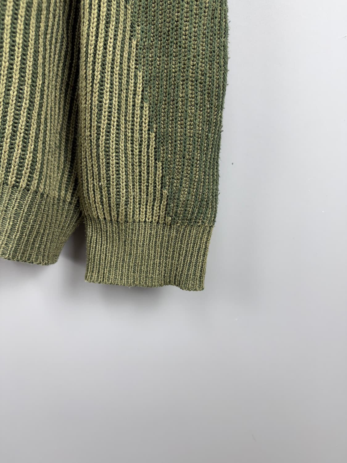 트릴리온 젠더리스 니트 스웨터 카키 E10 상품이미지4