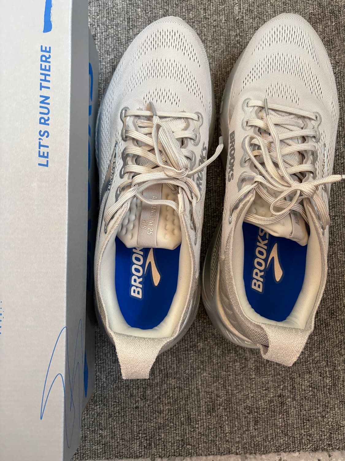 브룩스 아드레날린 GTS 25 미디움 실버 285 안정화 상품이미지4