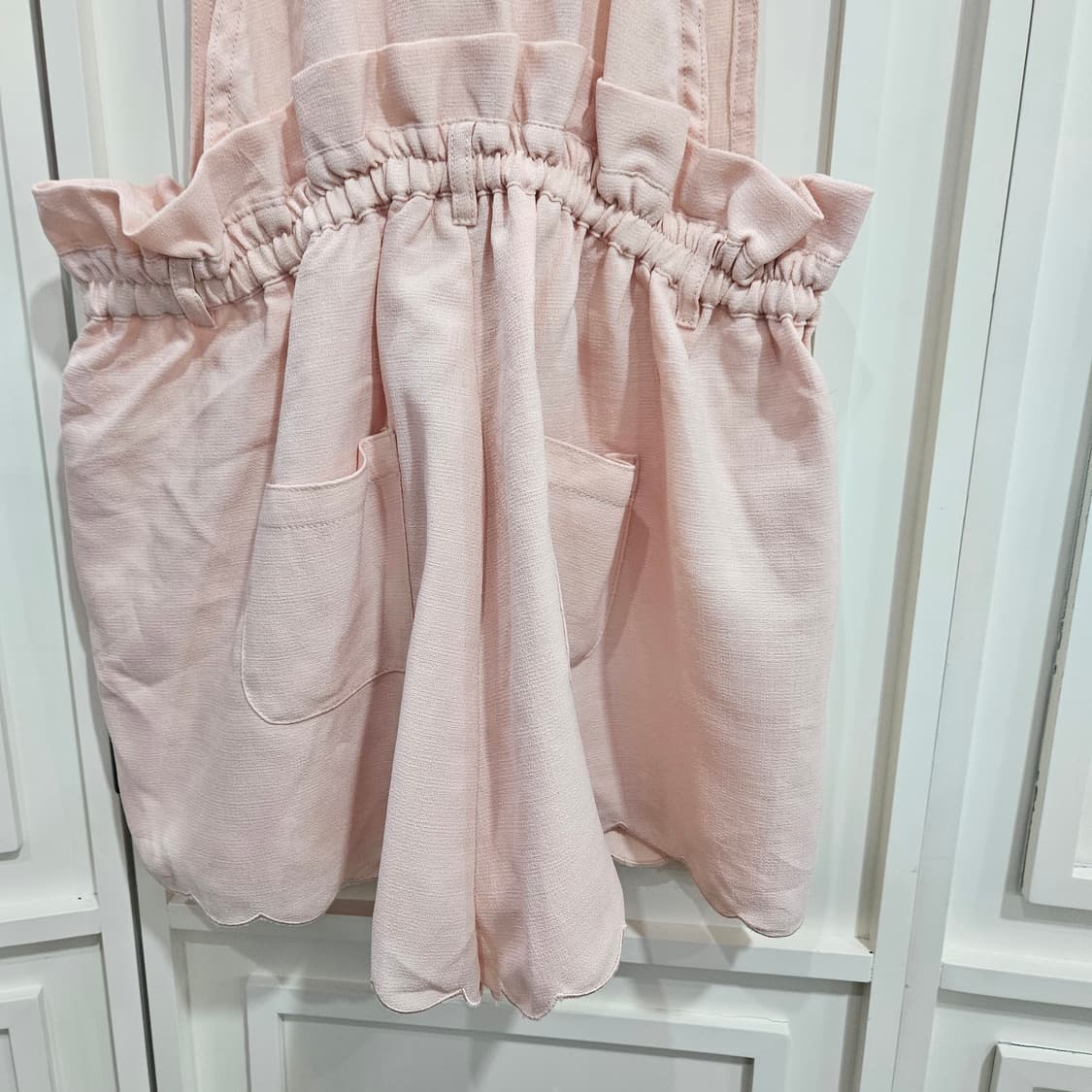 리즈멜로(Lizmelo) 딸기우유 프릴 멜빵팬츠 상품이미지6