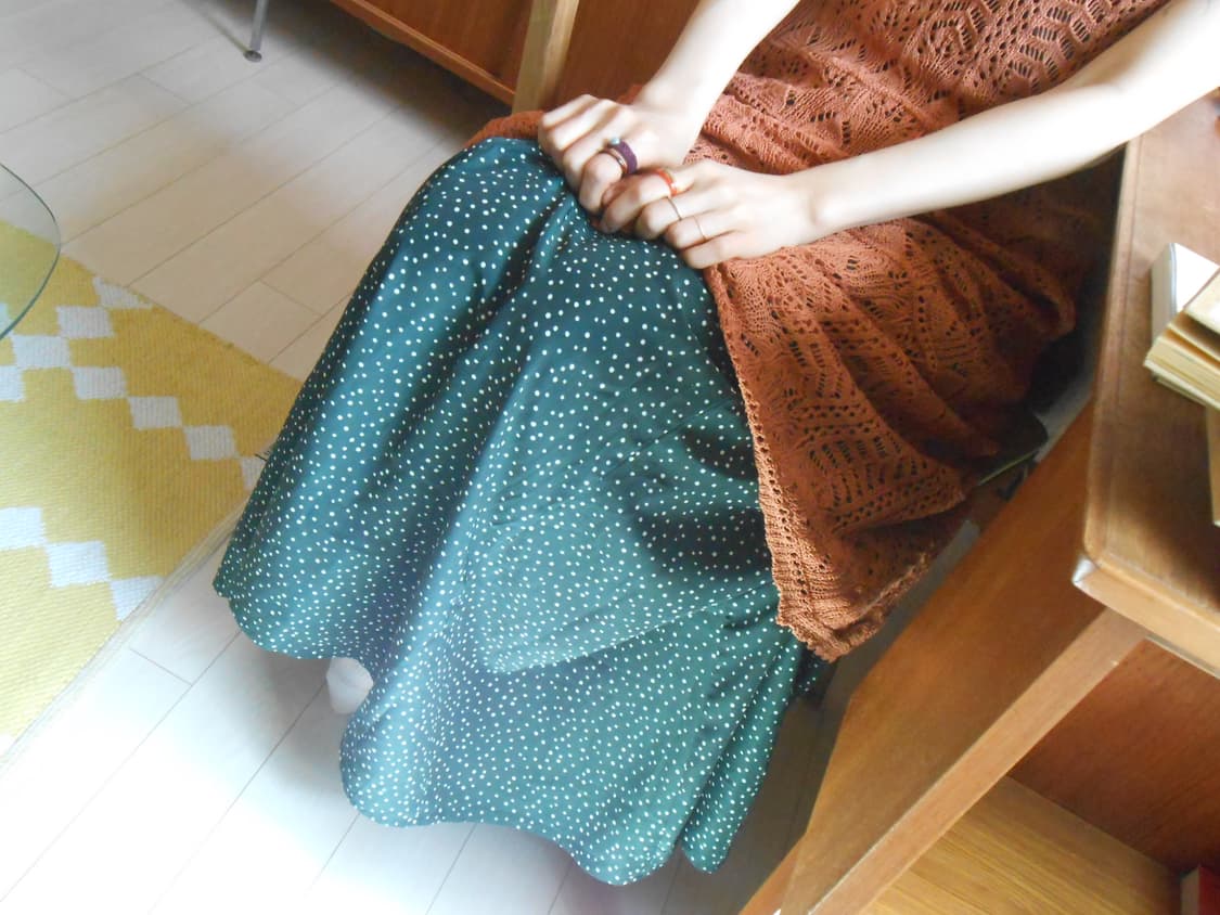 뮤트 그린 도트 플레어 스커트 상품이미지1