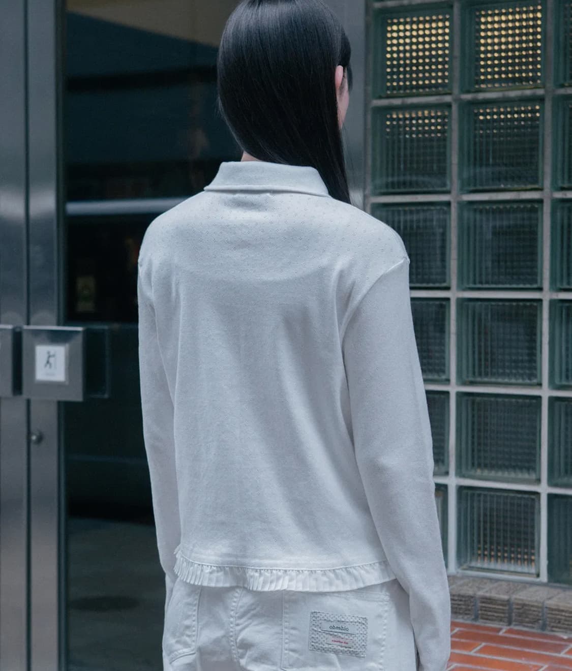 오헤시오 라운드카라 프릴 롱 티셔츠  상품이미지3