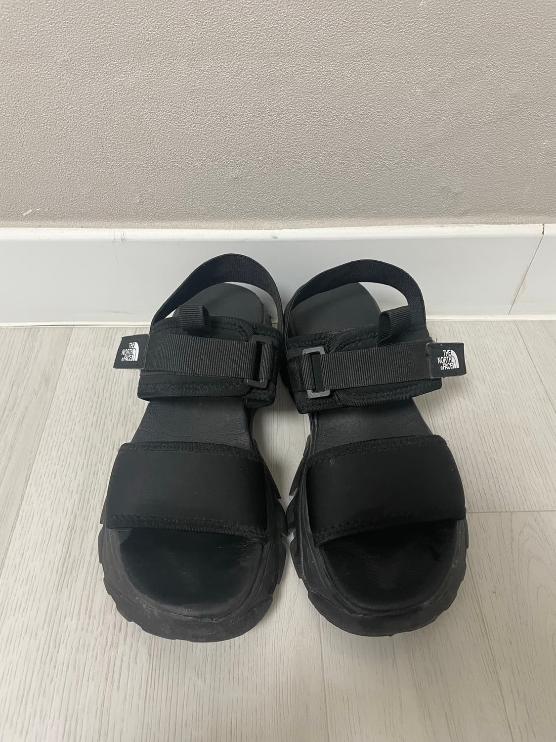 노스페이스 블랙 샌들 상품이미지4