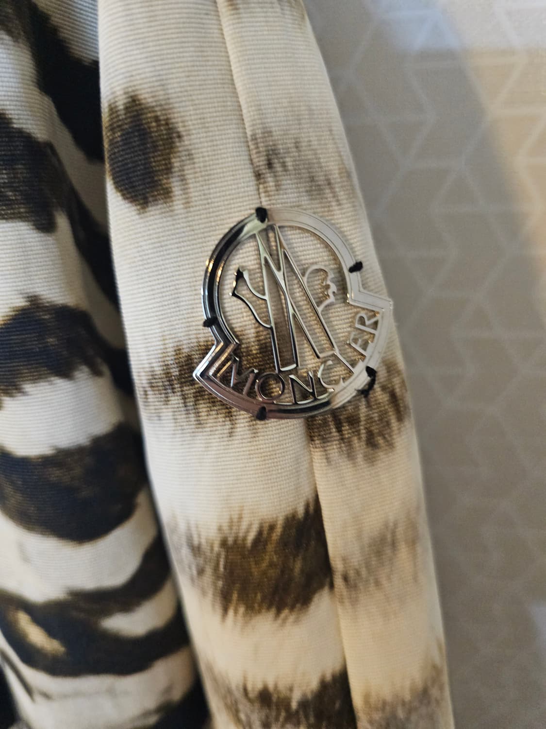 몽클레어 여성 후드 자켓 상품이미지2