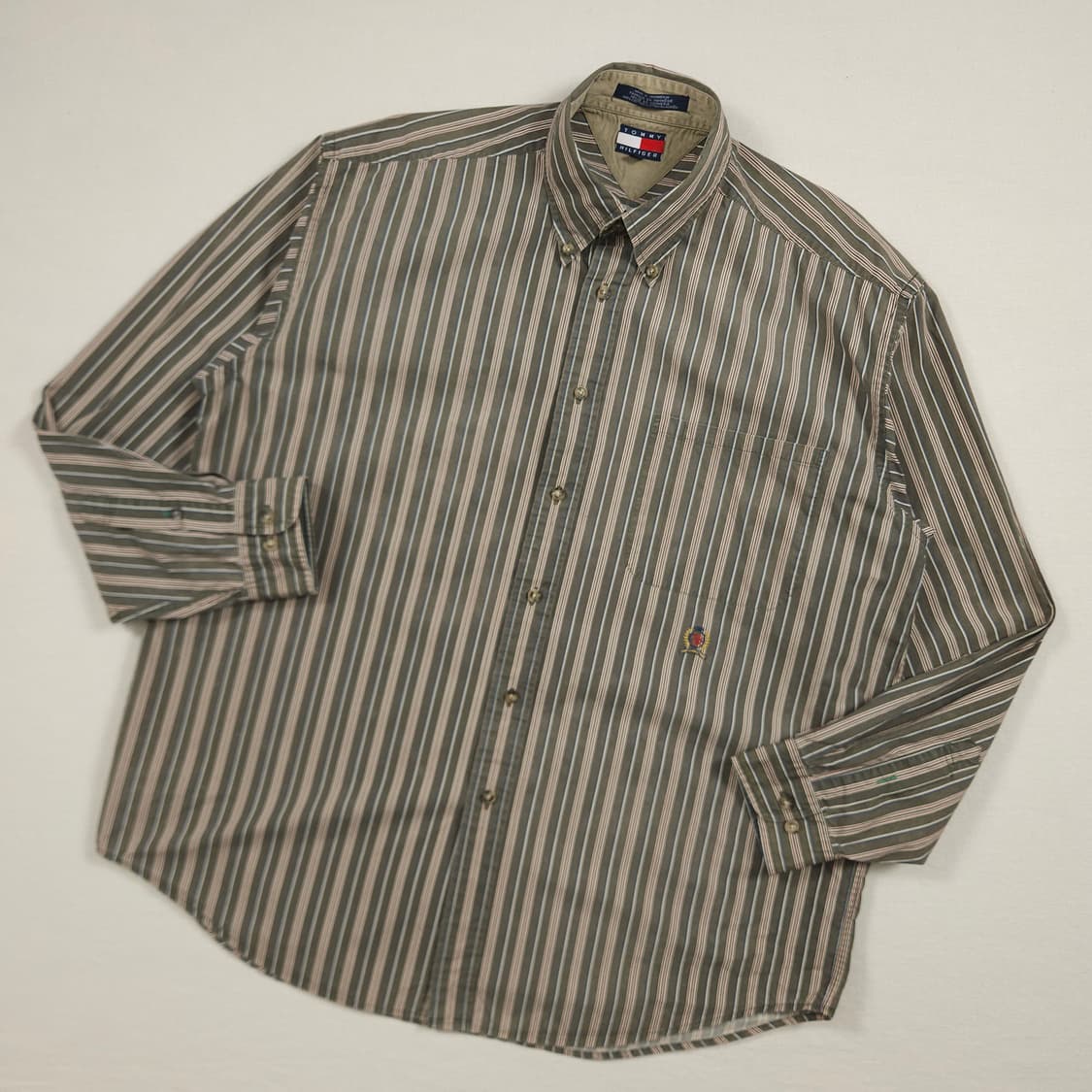 XL(105) 타미 힐피거 스트라이프 오버핏 셔츠 상품이미지2