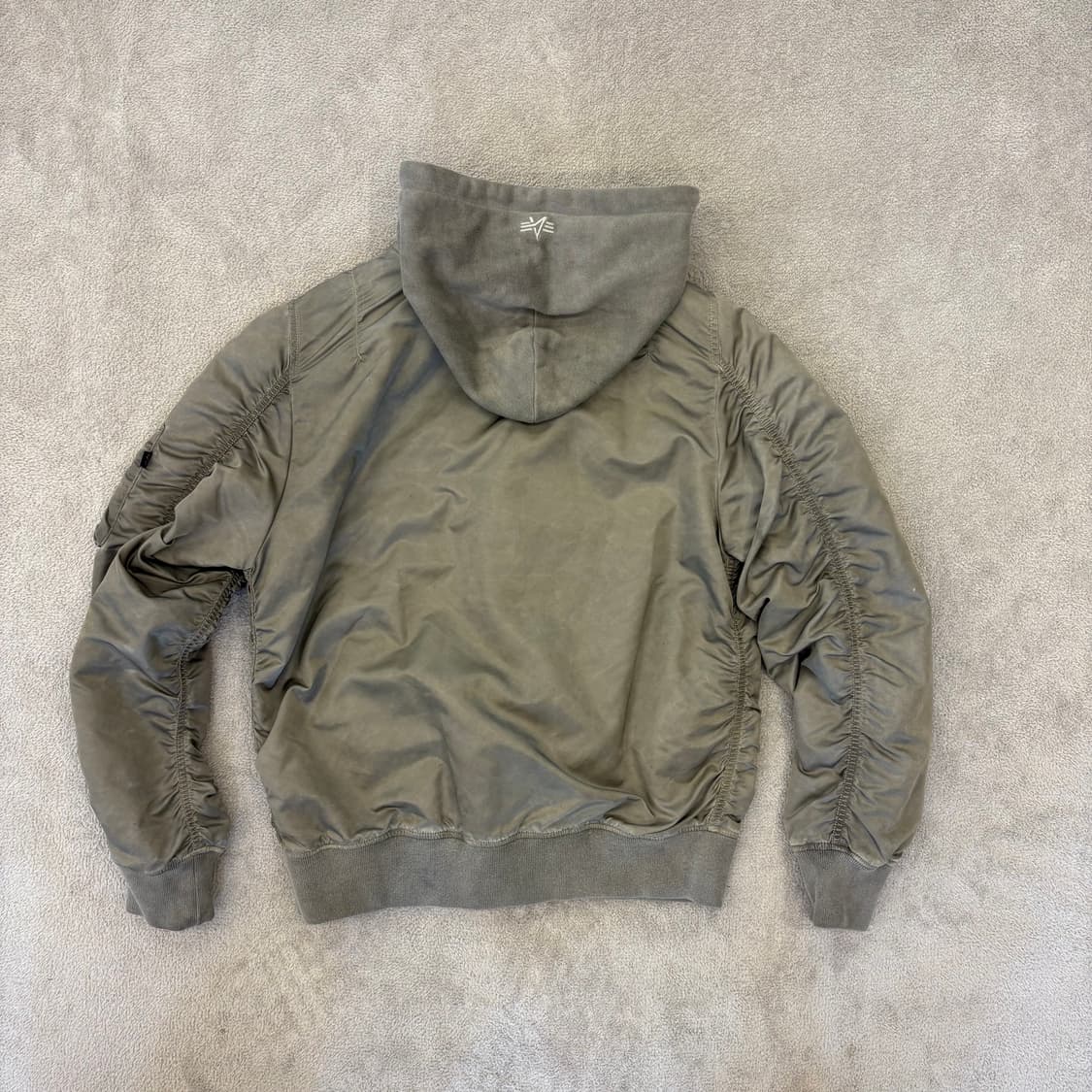 알파인더스트리 ma-1 그레이 후디 상품이미지7