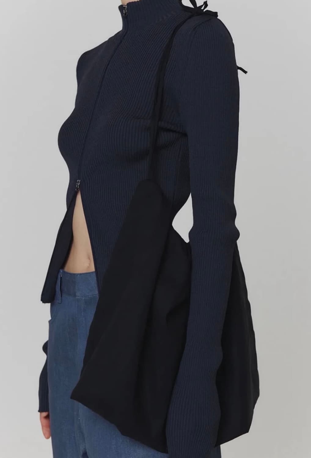 아모멘토 ribbed mock neck cardigan 상품이미지2