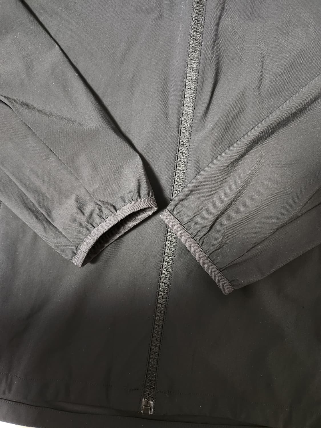 새상품급)아식스 트레이닝 트리코트 집업 자켓 사이즈105(xl)

여러  상품이미지2