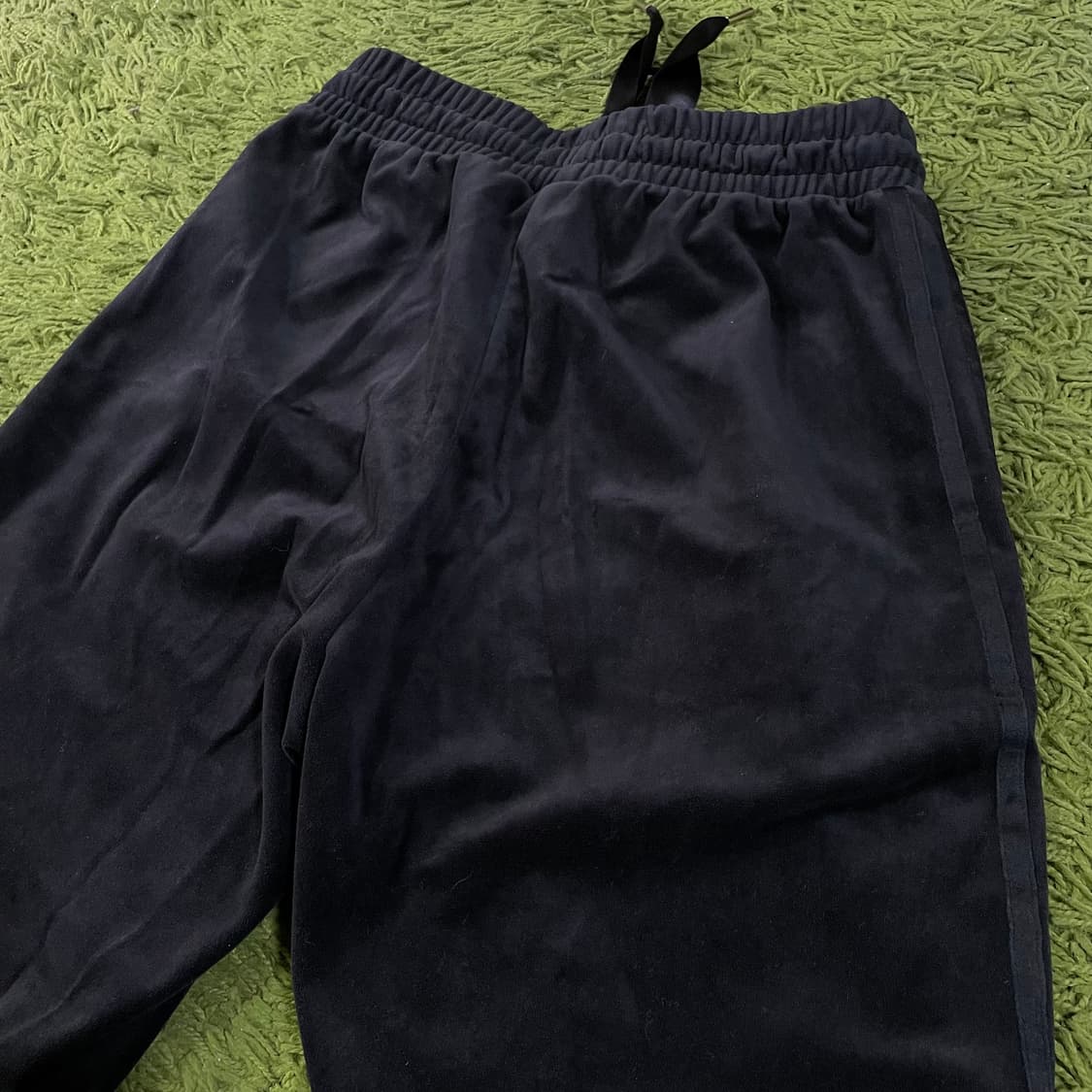 아디다스 부츠컷 벨벳 트랙팬츠 상품이미지5