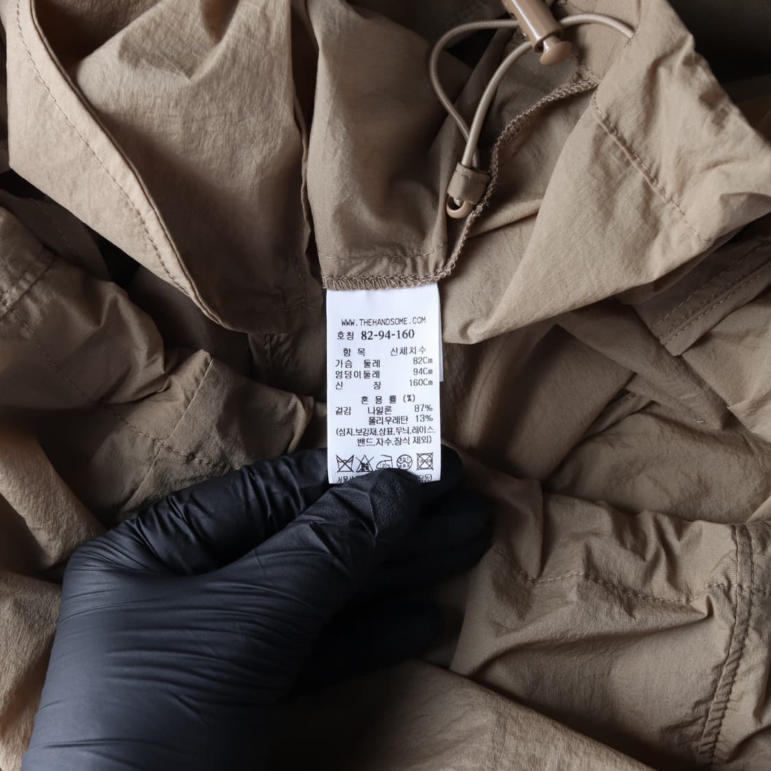 더 캐시미어 25FW 숏 바람막이 카라 집업 점퍼 베이지
 상품이미지6