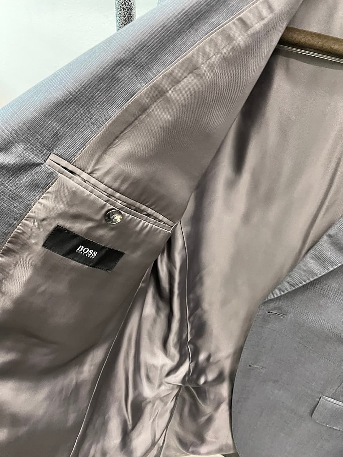 110,37) 휴고보스 슈트  상품이미지4