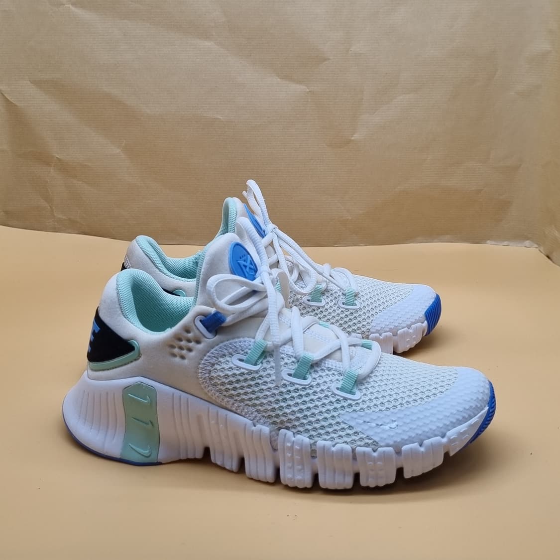 나이키 프리 메트콘4 여성운동화235. 상품이미지1