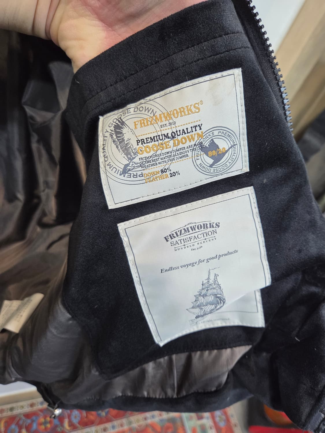 프리즘웍스 구스다운 벨벳 패딩 L 상품이미지4