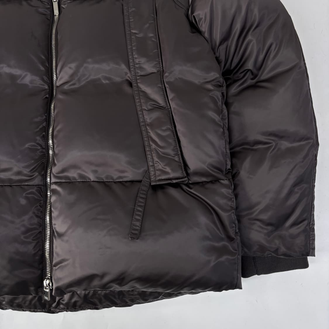 24SS 질스튜어트 뉴옥 하이그로시 다운 패딩 상품이미지3