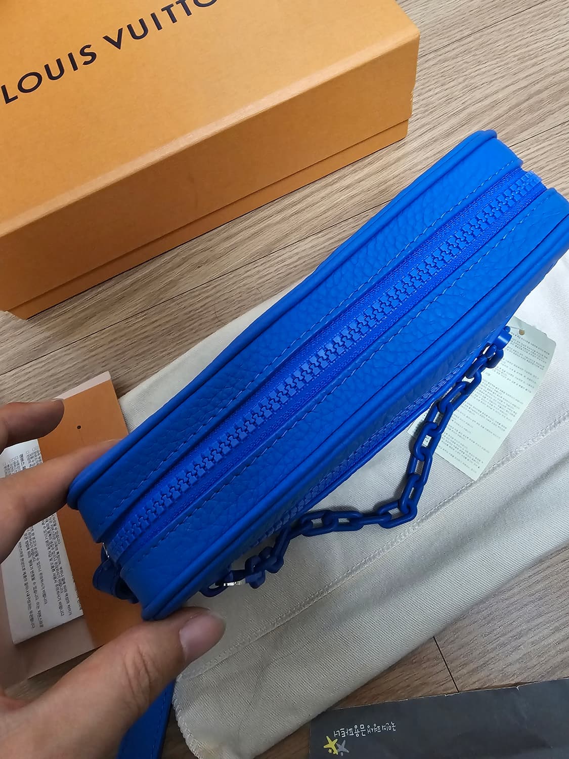 루이비통 버질아블로 한정판 포쉐트 볼가 블루체인 (새상품) 상품이미지9