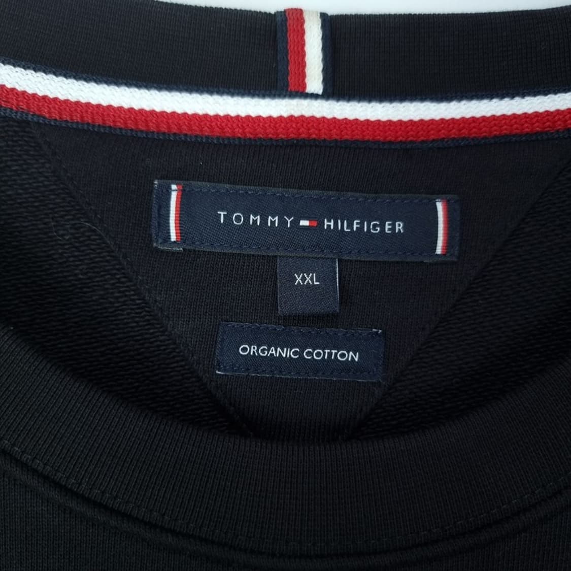 [타미힐피거] 로고 자수 맨투맨 블랙 M18405 상품이미지7