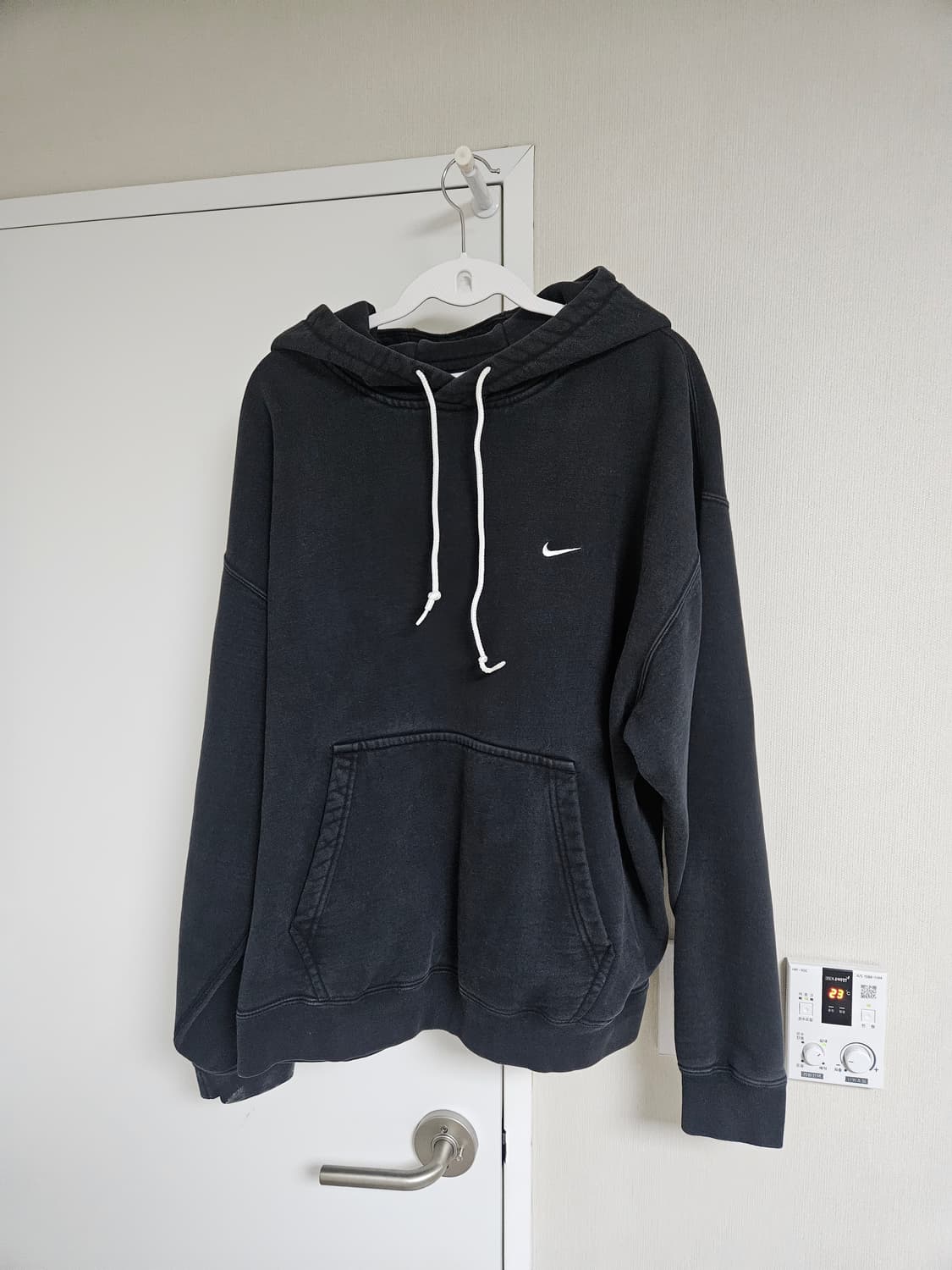 나이키 NRG 솔로 스우시 플리스 후드 블랙 화이트 - 아시아 XL 상품이미지4