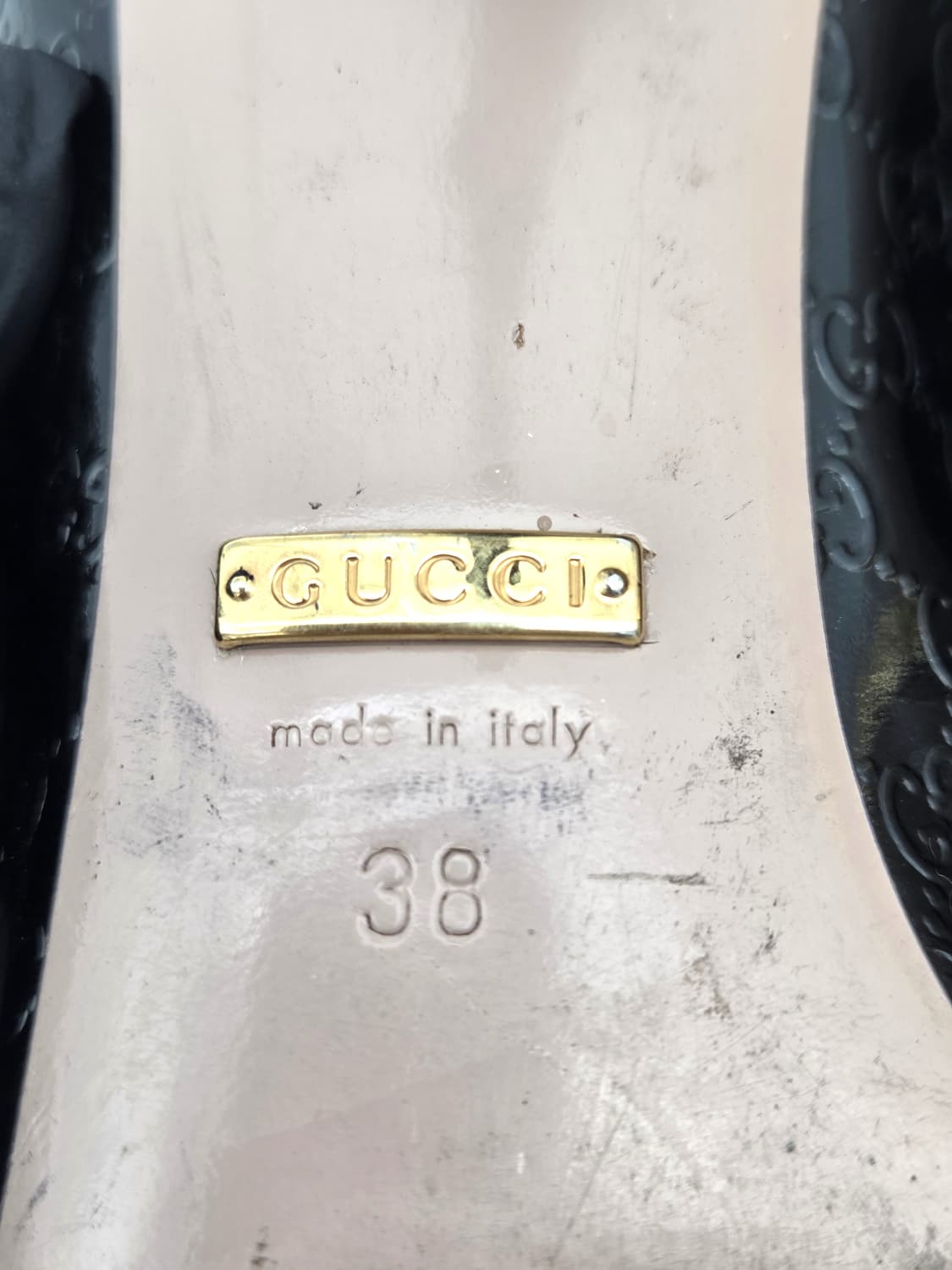 구찌 블랙 페이던트 홀스빗 핍토 펌프스 상품이미지7