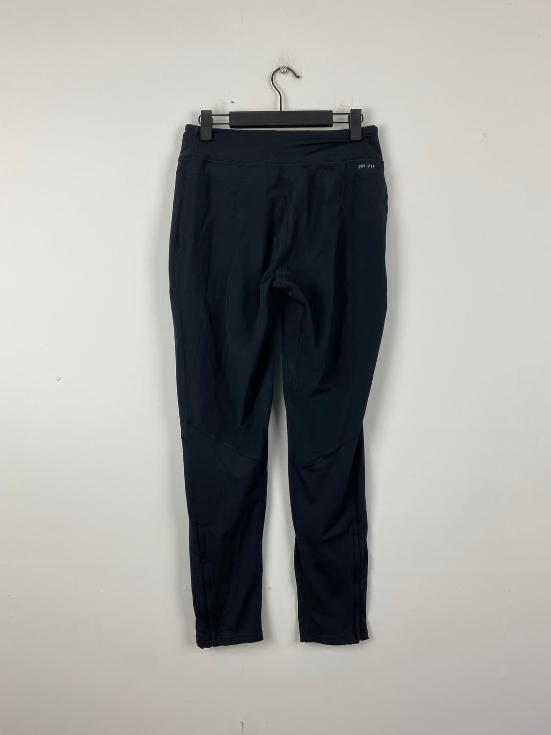 나이키 드라이핏 미드라이즈 러닝 트레이닝 조거팬츠 M 상품이미지2