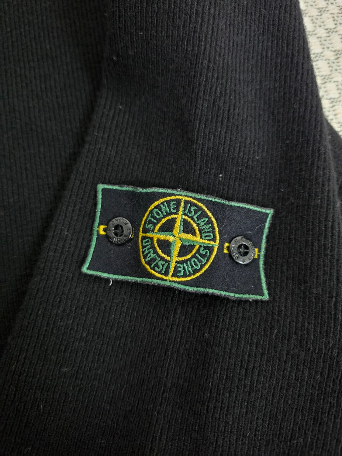 99AW 스톤 아일랜드 블랙 오버사이즈 울 혼방 니트 상품이미지7