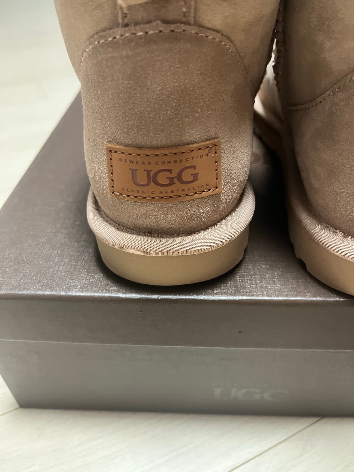 UGG 클래식 미니 플랫폼 부츠 상품이미지2