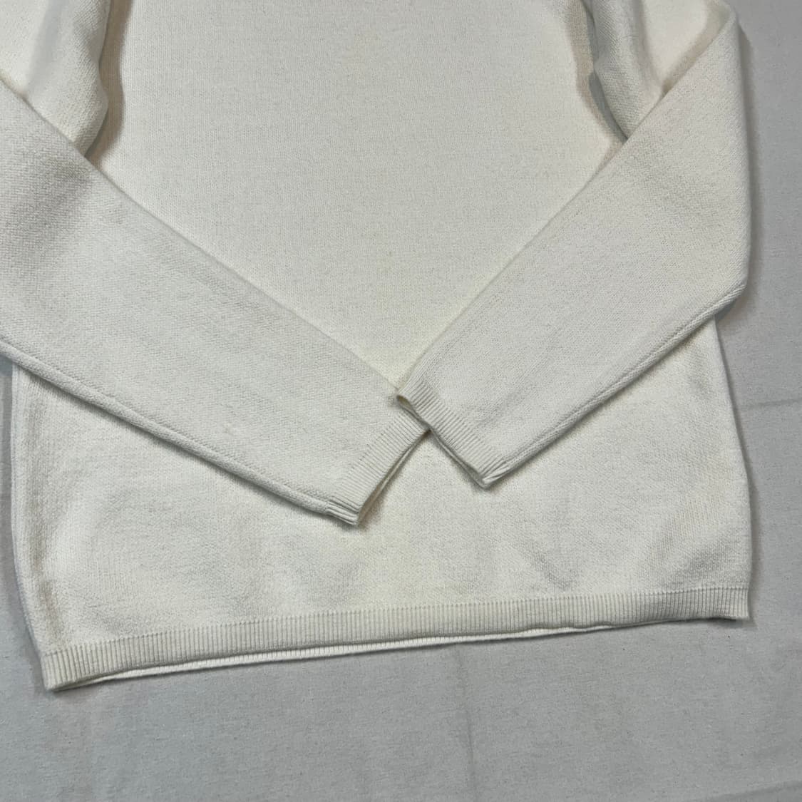 M) coor 쿠어 라운드넥 메리노 울 니트 스웨터 아이보리 상품이미지4