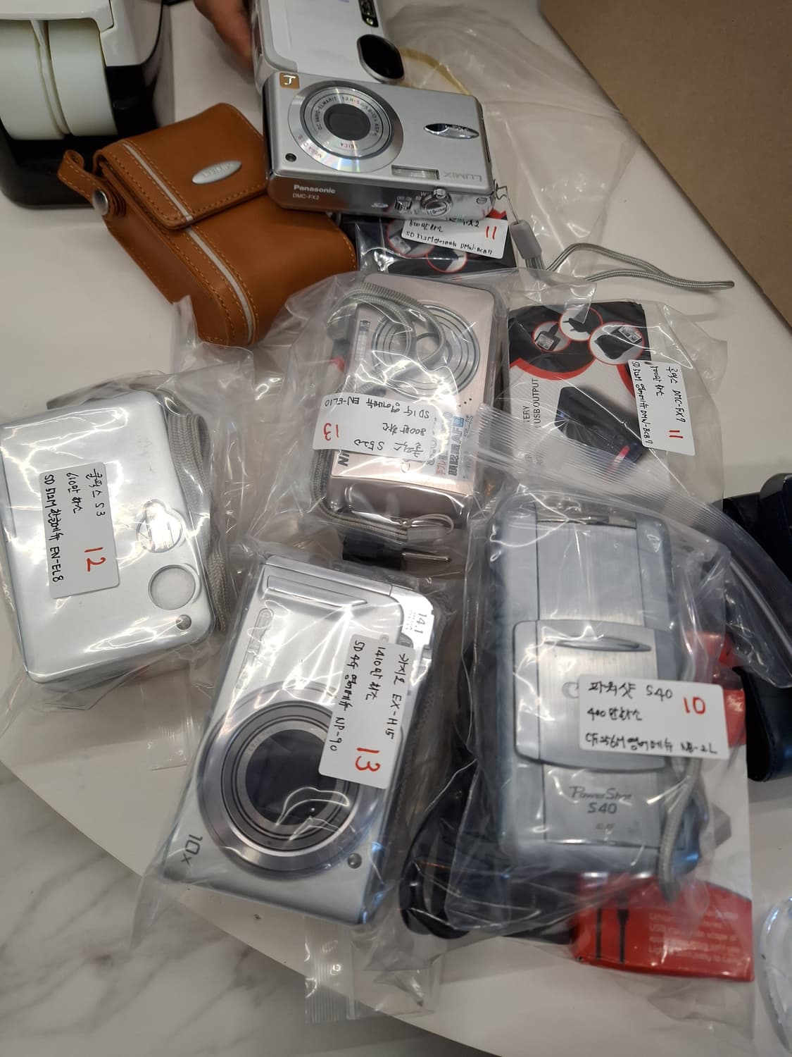 필름카메라 디지털카메라 30여종 상품이미지1