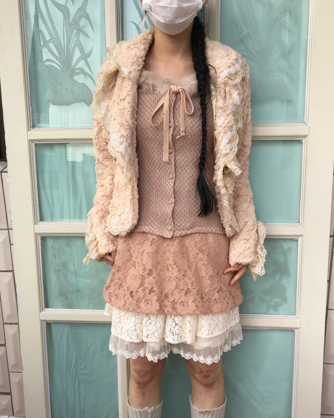 Lace trimming fake fur jacket 상품이미지1