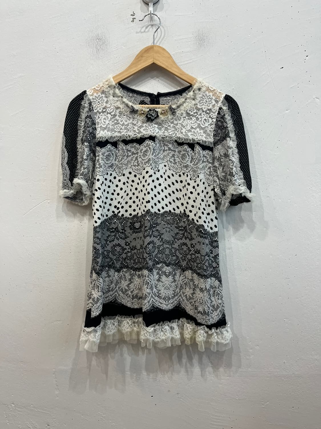 ZIN KATO JPN 도트 레이스 반팔 블라우스 상품이미지1